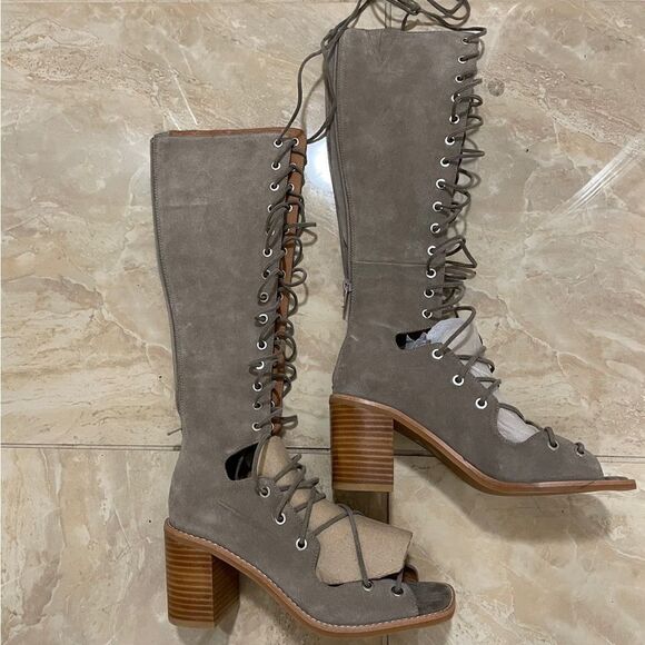 Free People Jeffrey Campbell Zelda Lace-Up
Gladiator Heels 8.5
&298 - Picture 5 of 7